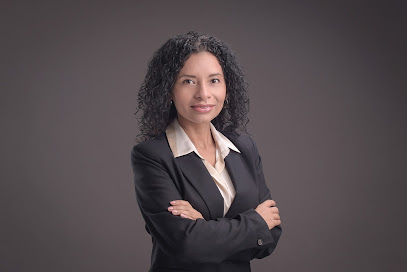 abogado Lucía Pachas Moore Abogados